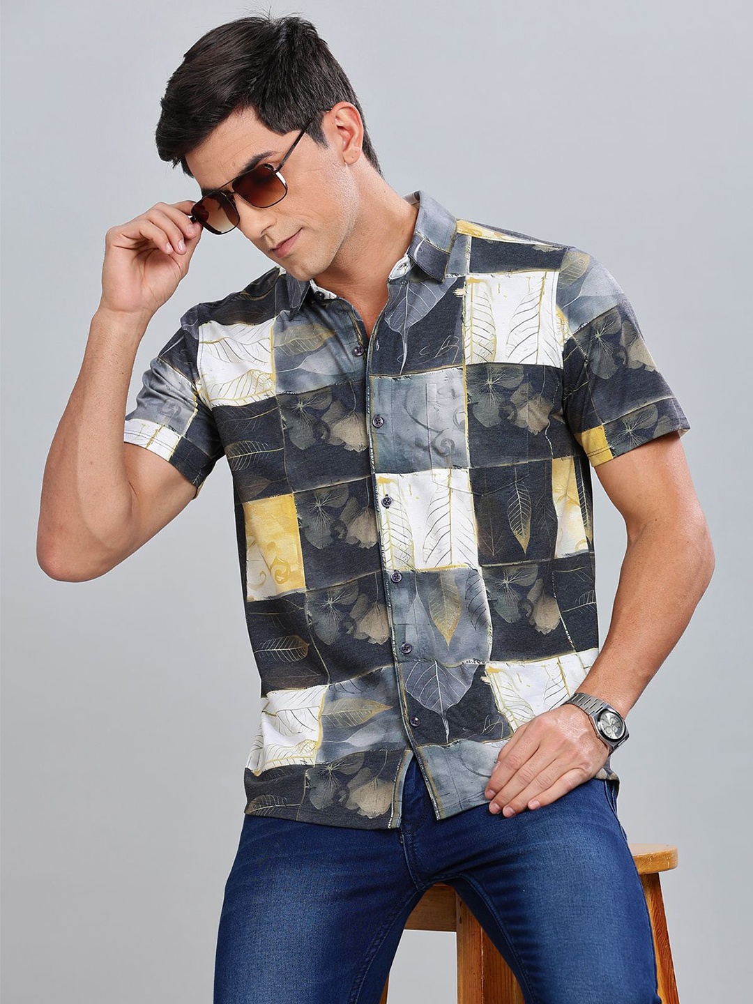 

BULLMER Men Standard Opaque Printed Casual Shirt, Black