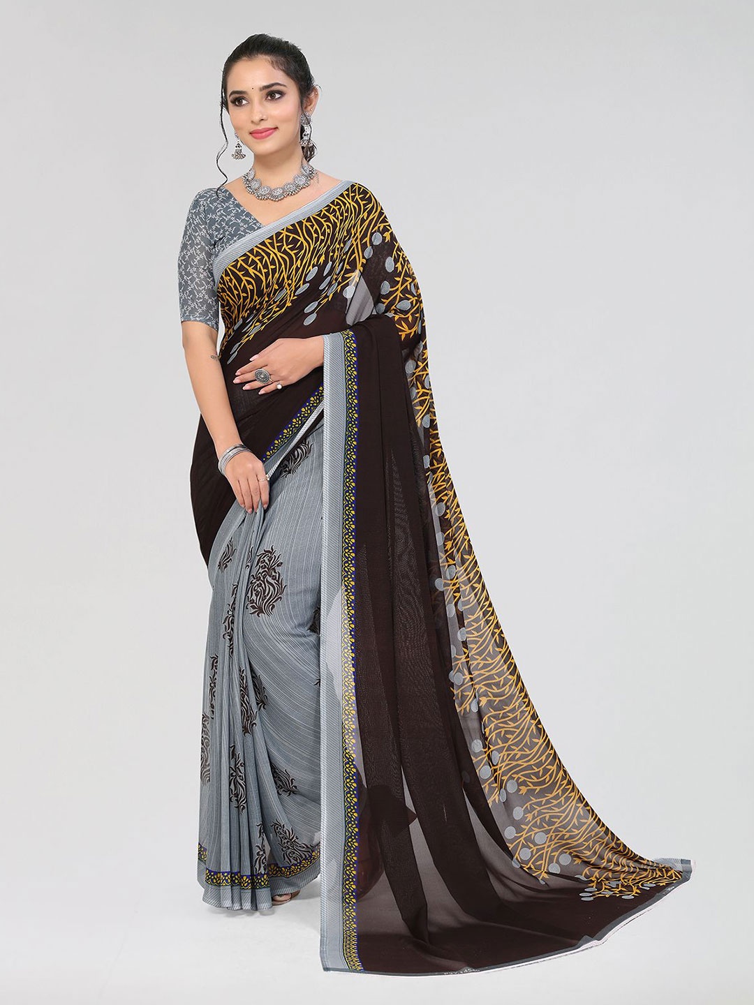 

Moda Rapido Floral Printed Saree, Brown