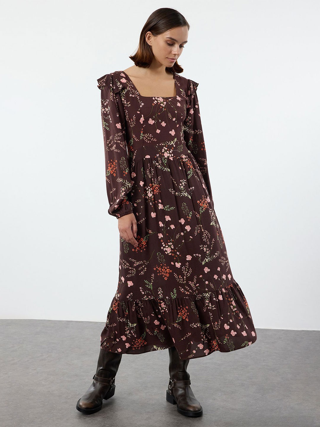 

Trendyol Women Floral Printed Fit & Flare Midi Dress, Brown