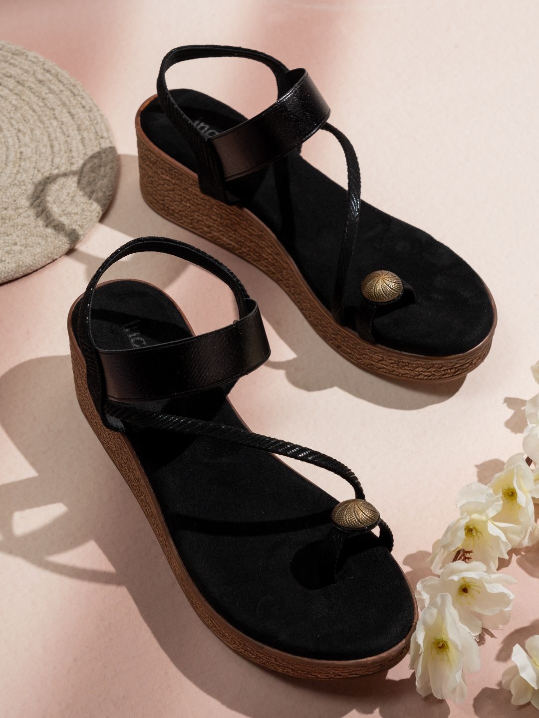 

Inc 5 Women Open Toe Wedge Heel Sandals, Black