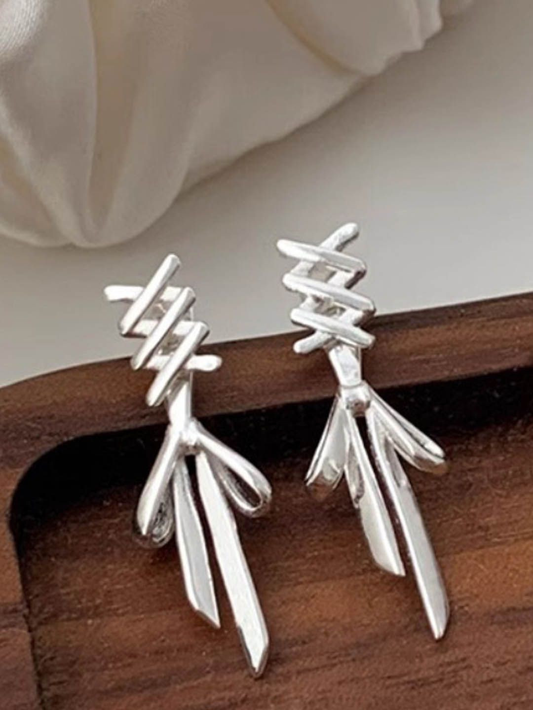 

StyleCast Silver-Toned Contemporary Drop Earrings
