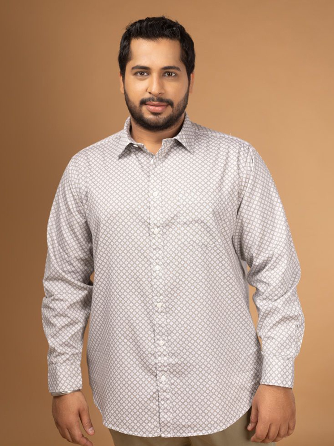 

Sizeupp Men Standard Opaque Printed Casual Shirt, Brown