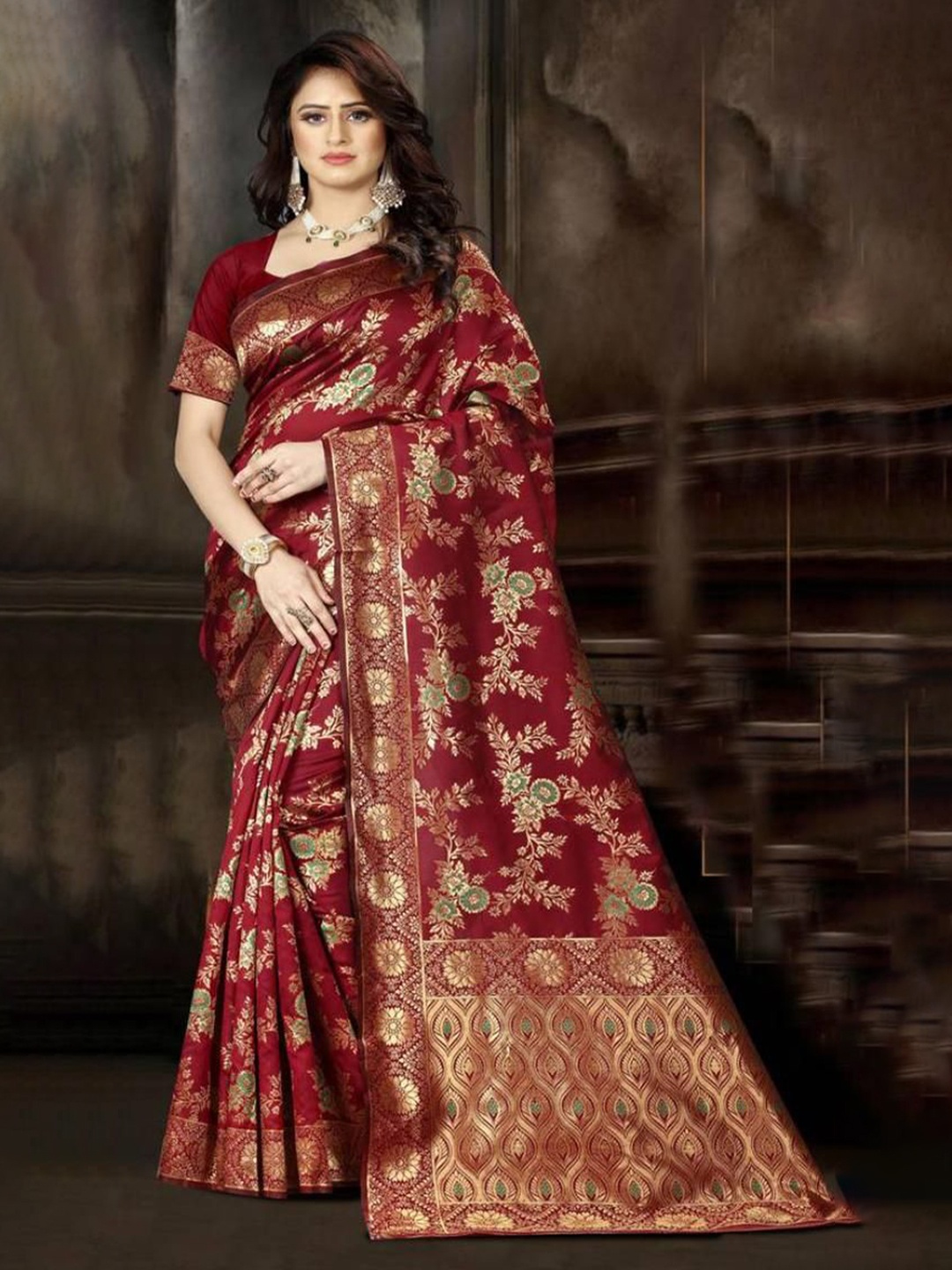 

F FASHION Woven Design Zari Banarasi Saree, Maroon