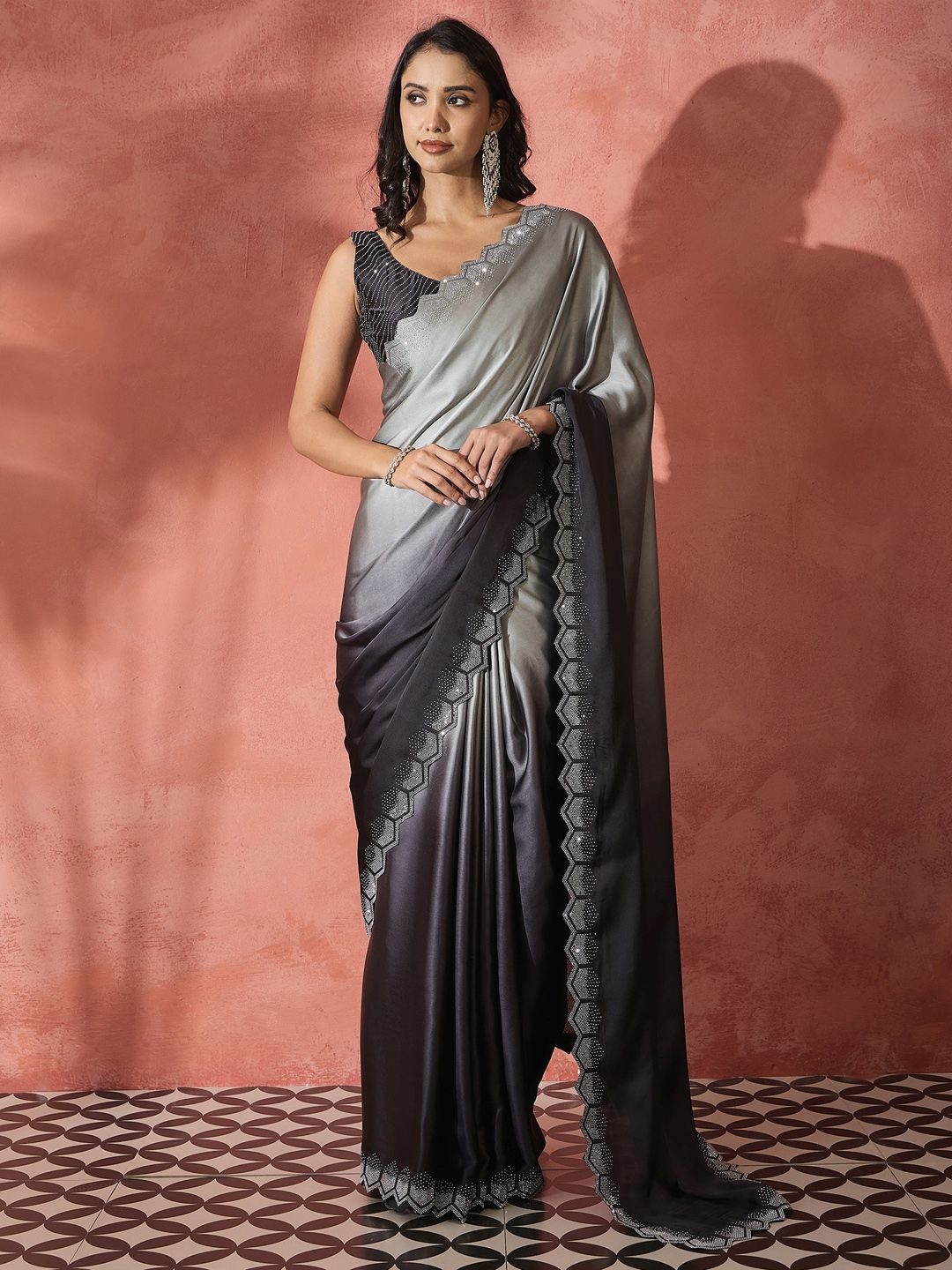

Sangria Ombre Embellished Saree, Grey