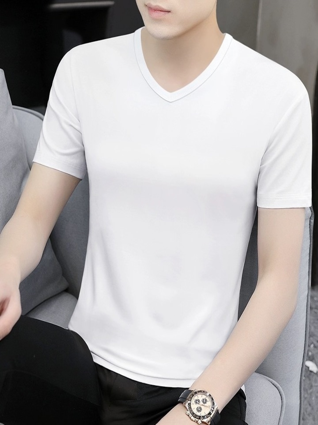 

StyleCast Men Solid V-Neck Silk T-shirt, White