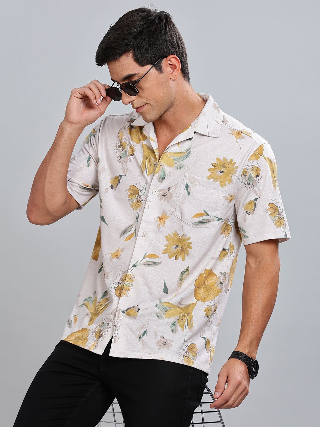 

BULLMER Men Standard Opaque Printed Casual Shirt, Yellow