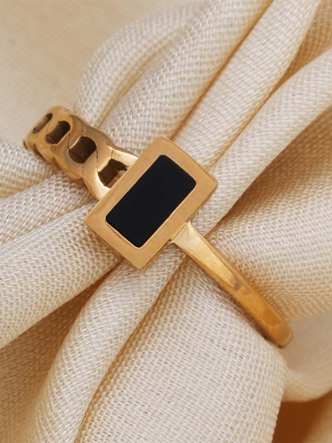

PALMONAS Gold-Plated Stainless Steel Finger Ring