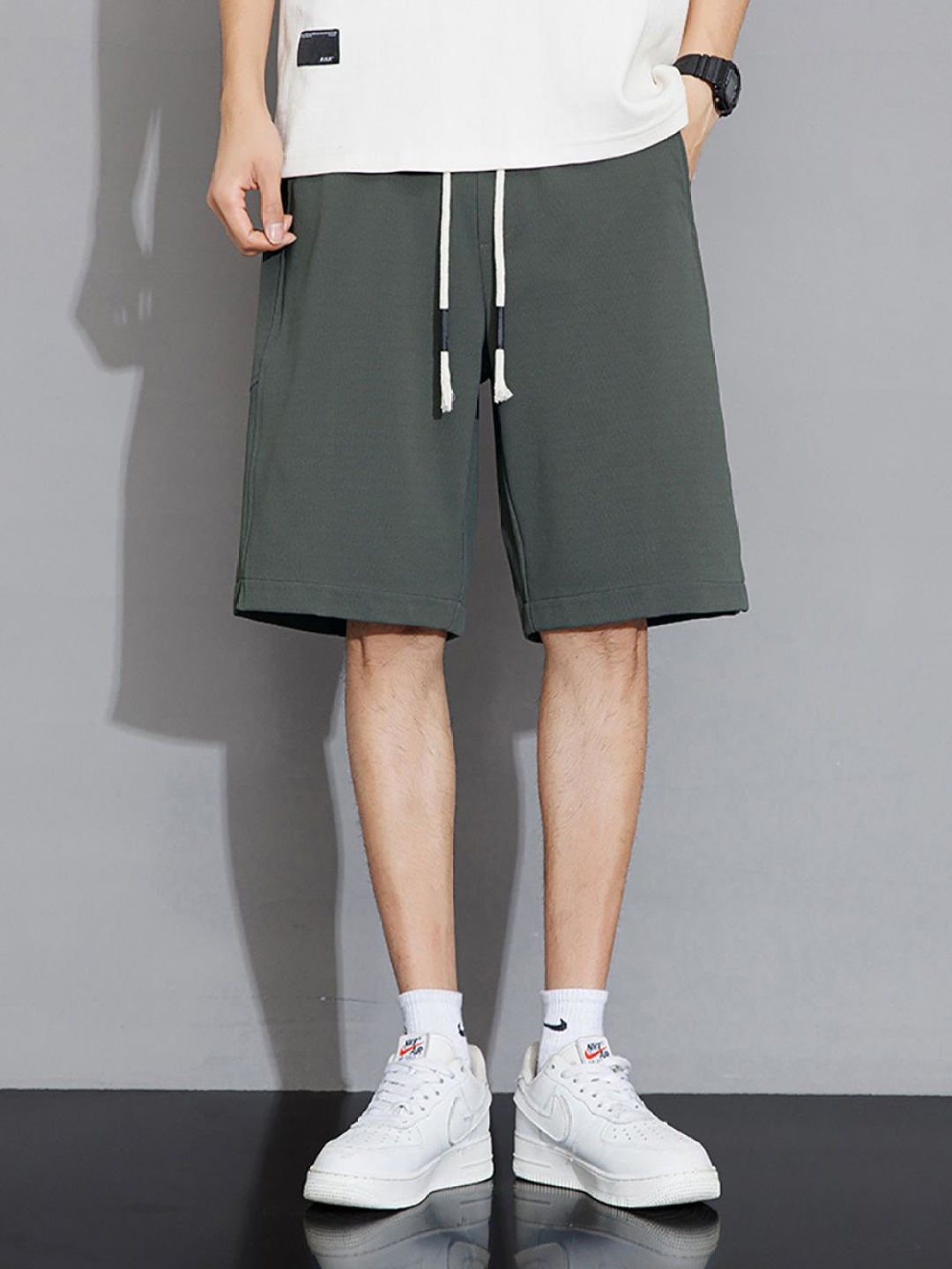 

StyleCast x Revolte Men Regular Fit Shorts, Grey