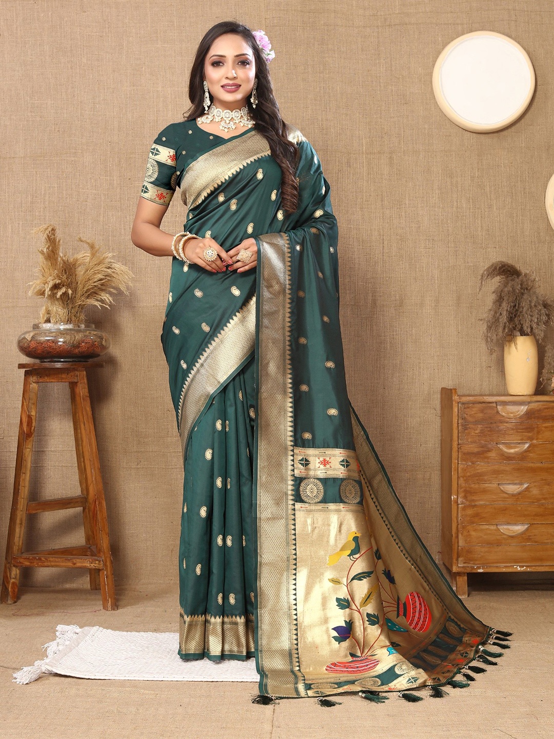 

LeeliPeeri Designer Woven Design Zari Paithani Saree, Green