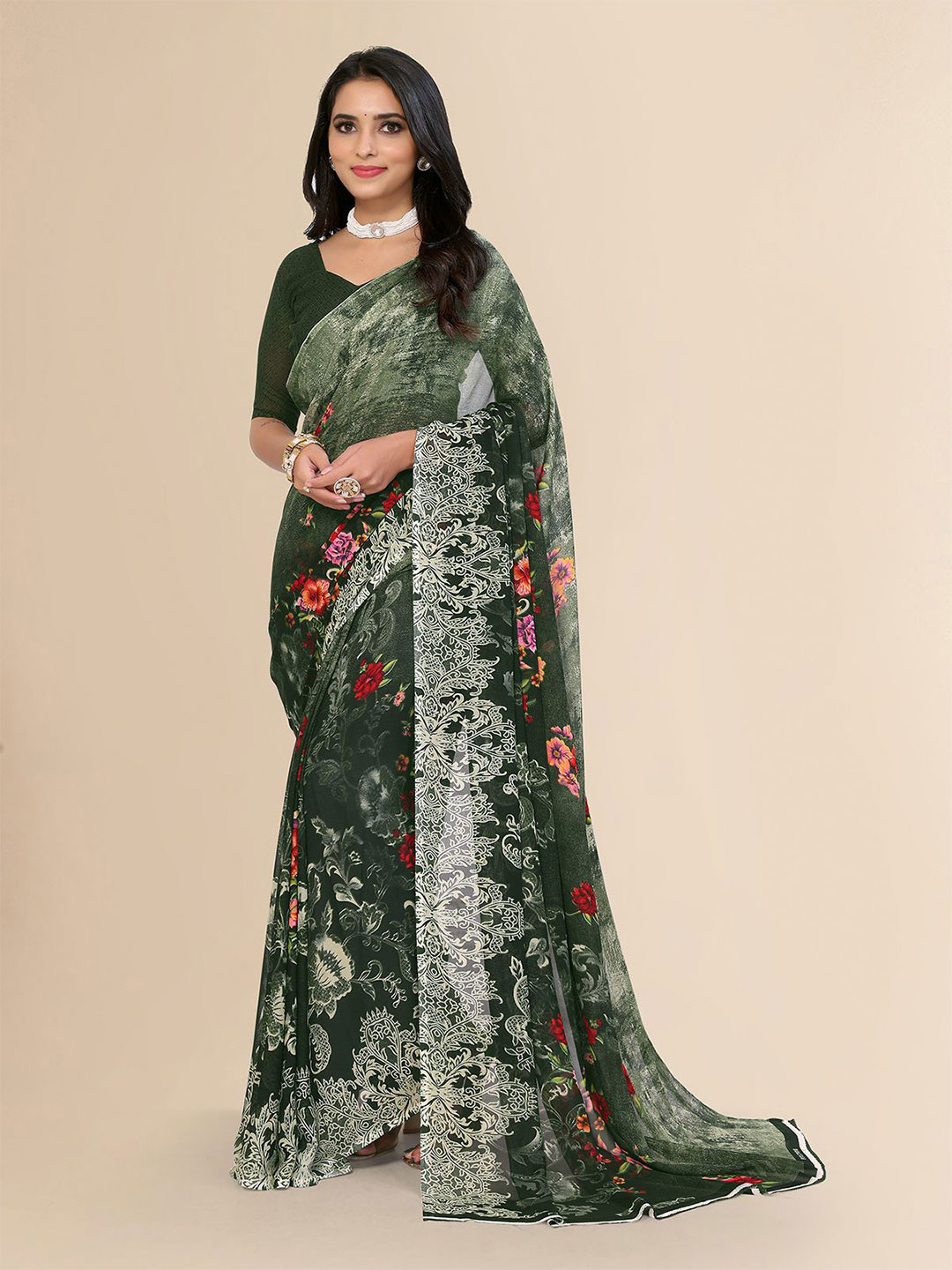 

Moda Rapido Floral Printed Saree, Green