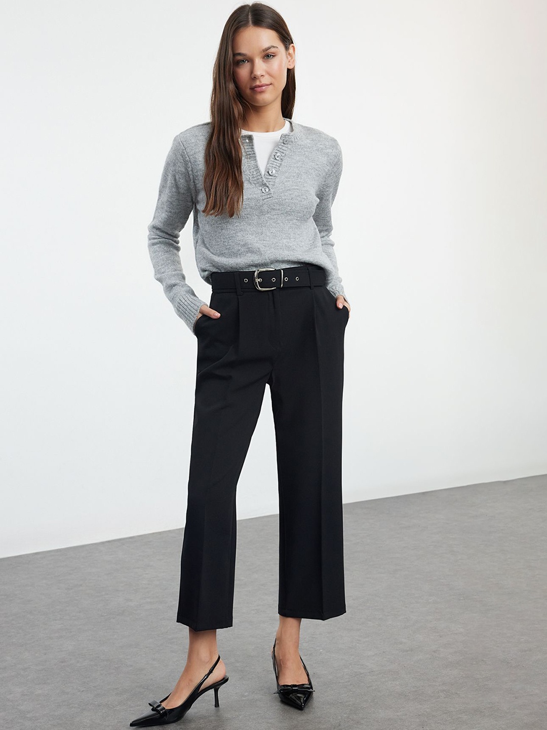 

Trendyol Women High-Rise Pleated Cropped Trousers, Black