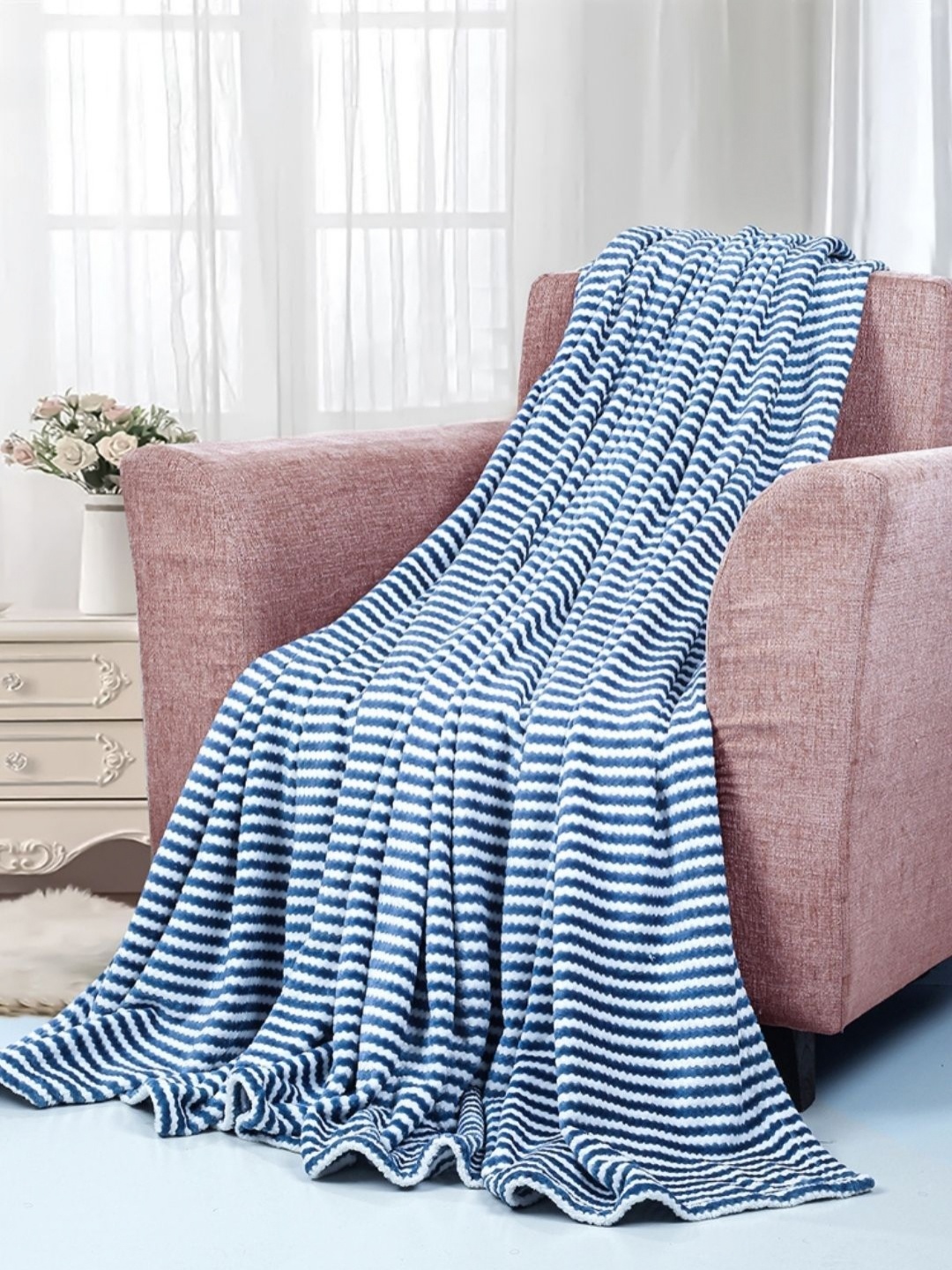 

VAS COLLECTIONS Blue & White Striped Fleece AC Room 300 GSM Double Bed Blanket