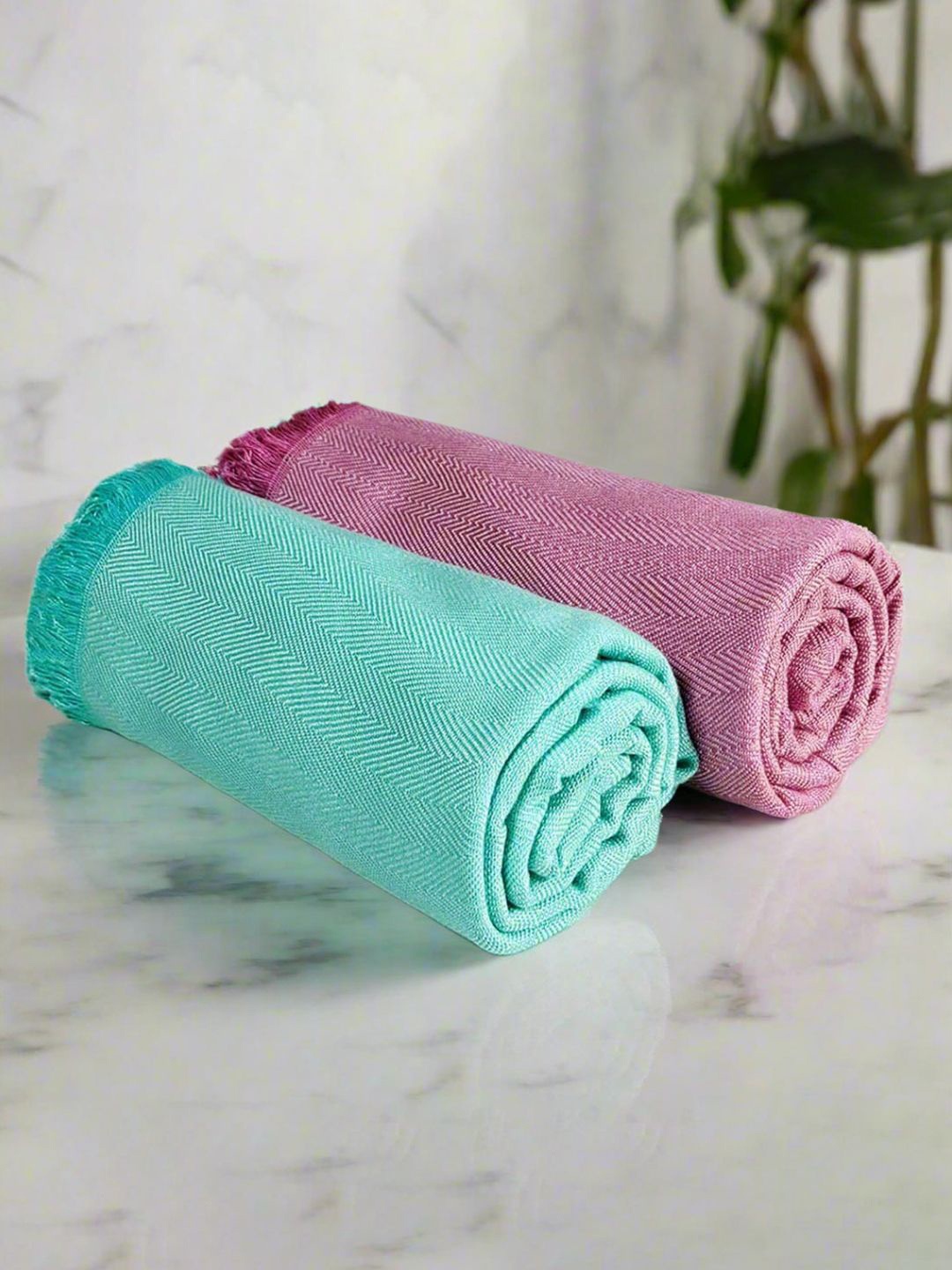 

Heelium Peach-Coloured & Teal 2 Pieces Striped Printed Bamboo 250 GSM Bath Towels