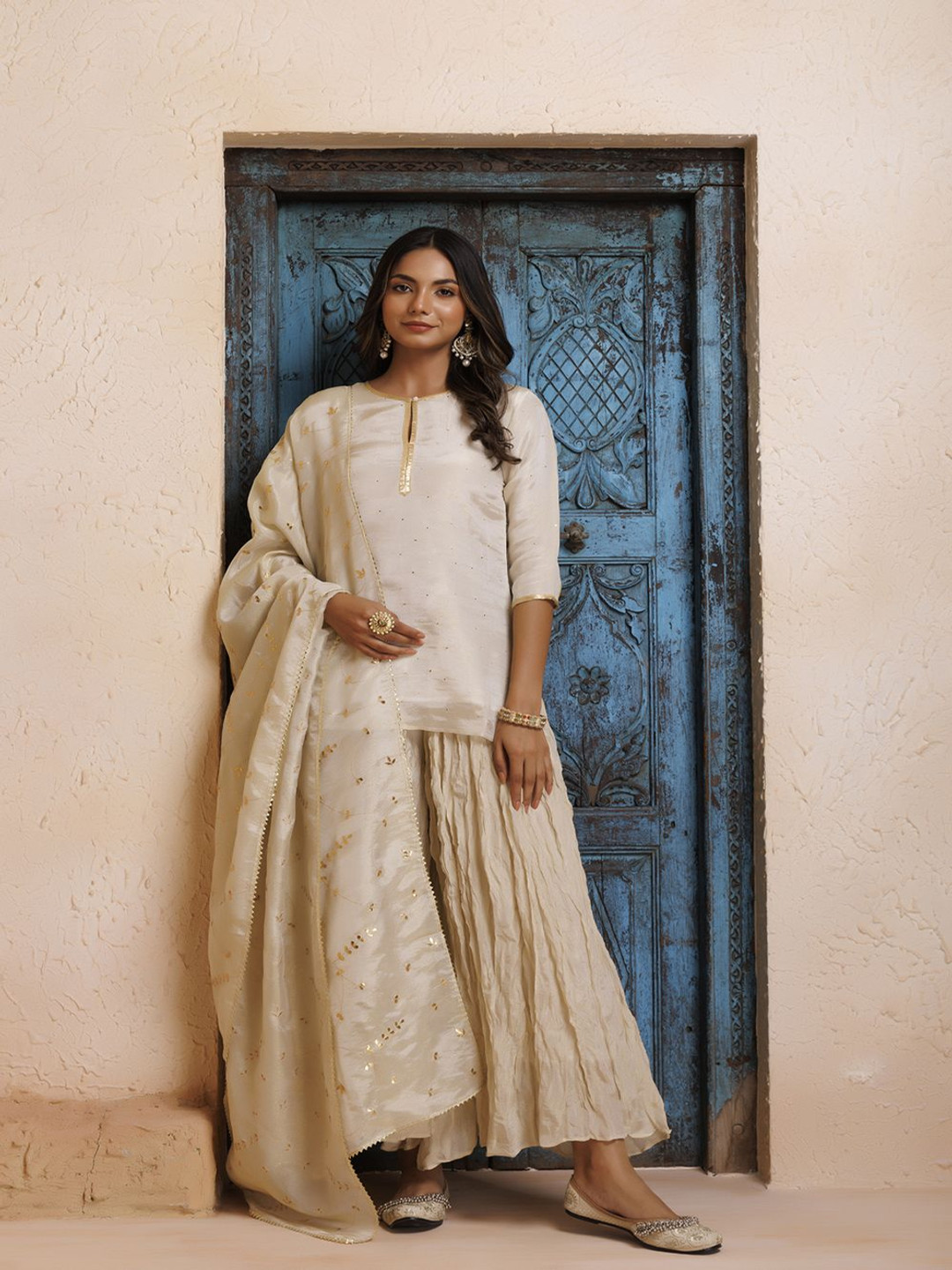 

Geroo Luxe Keyhole Neck Gotta Patti Chanderi Cotton Straight Kurti With Sharara & Dupatta, Gold