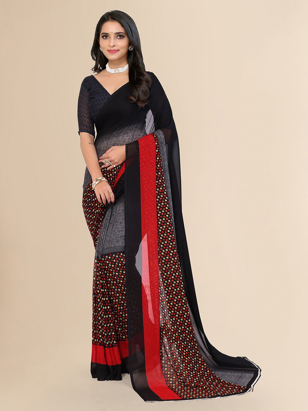 

Moda Rapido Women Printed Saree With Unstiched Blouse Piece, Black