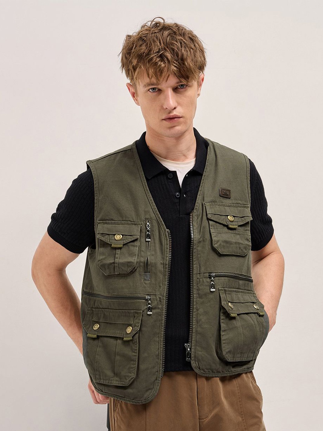 

THE BEAR HOUSE Men Collarless Solid Cotton Casual Gilet Jacket, Olive