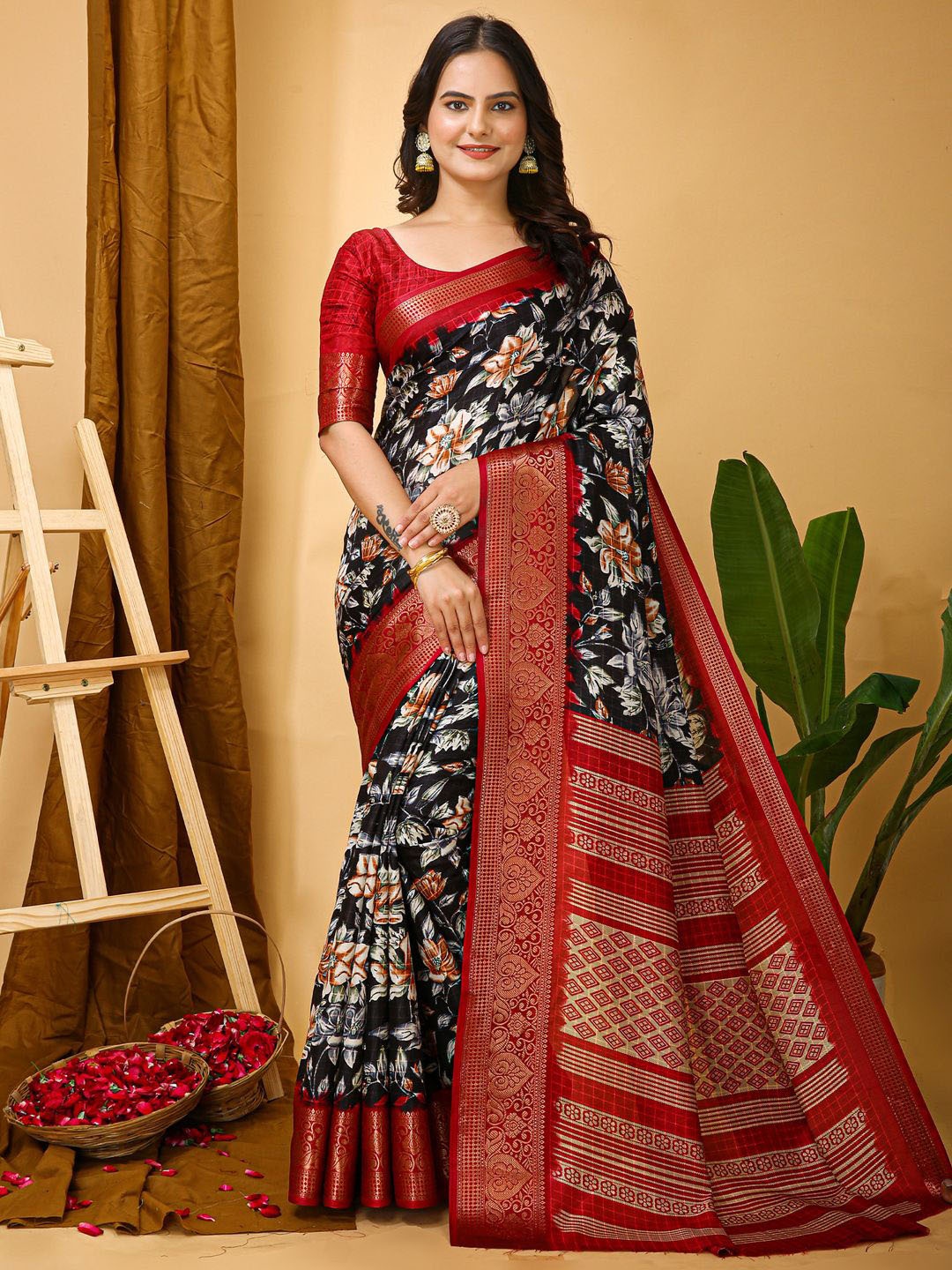 

KALINI Floral Zari Silk Blend Sungudi Saree, Black