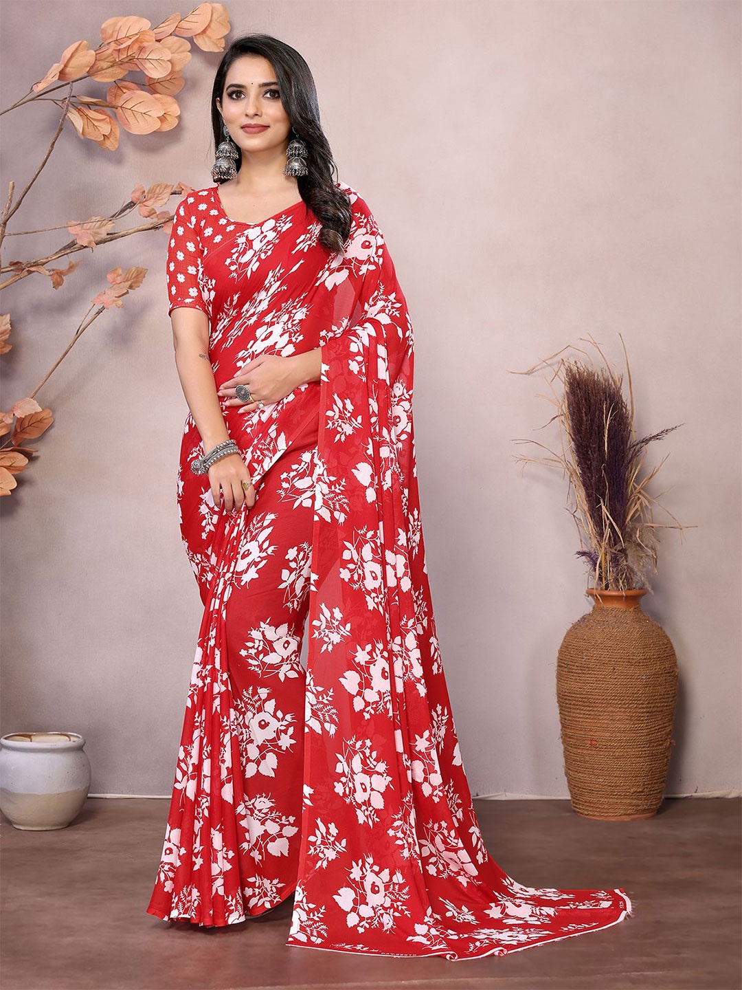 

Moda Rapido Floral Printed Saree, Red