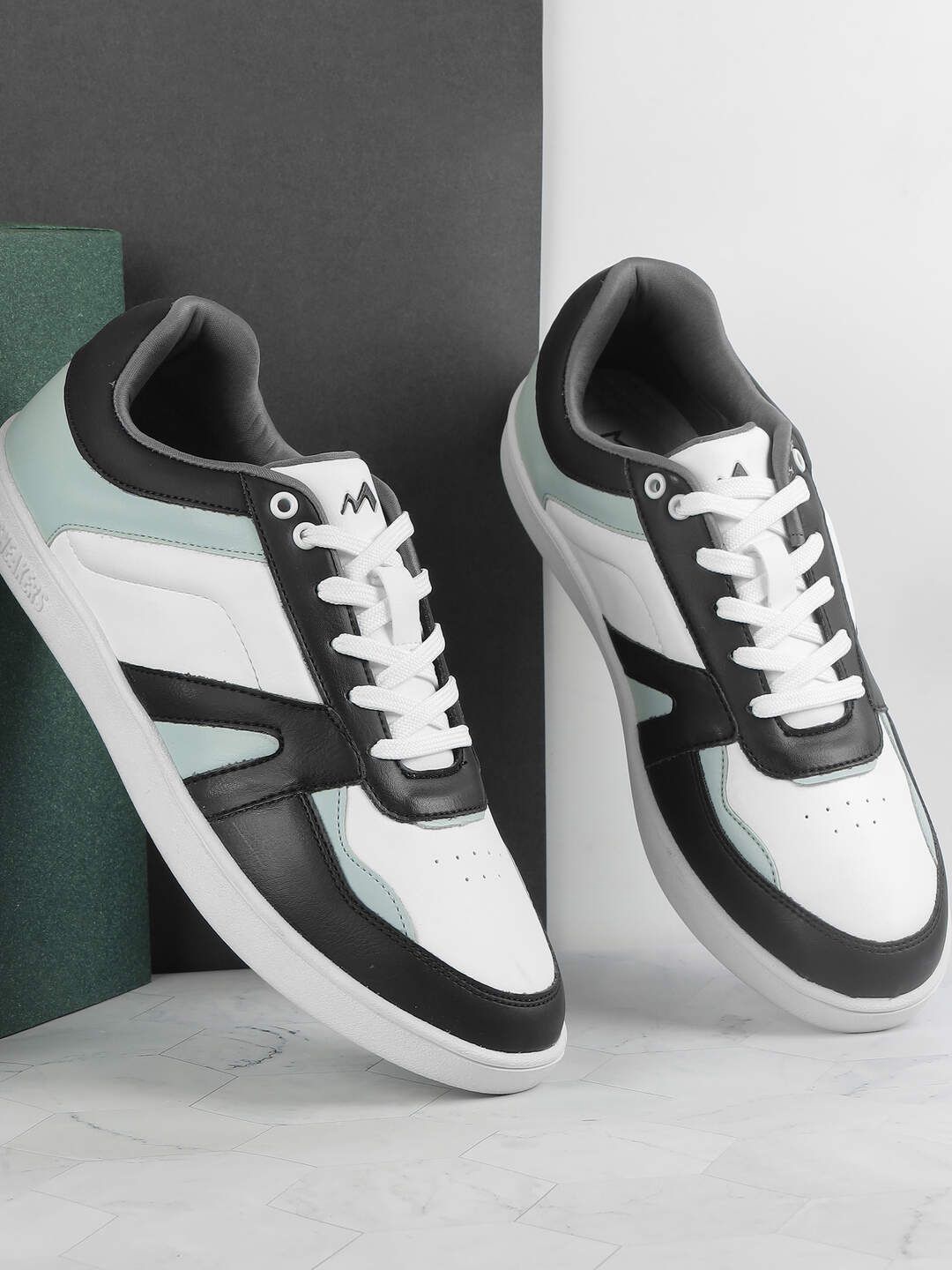 

Metro Men Colourblocked Sneakers, White