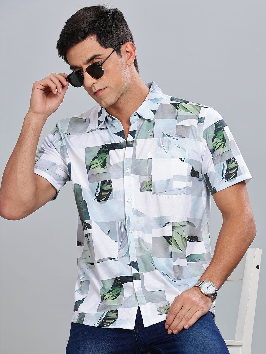 

BULLMER Men Standard Opaque Printed Casual Shirt, Green