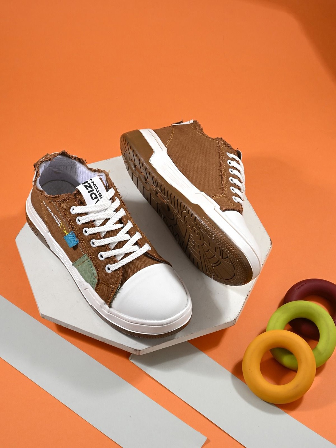

JK Port Men Colourblocked Sneakers, Brown