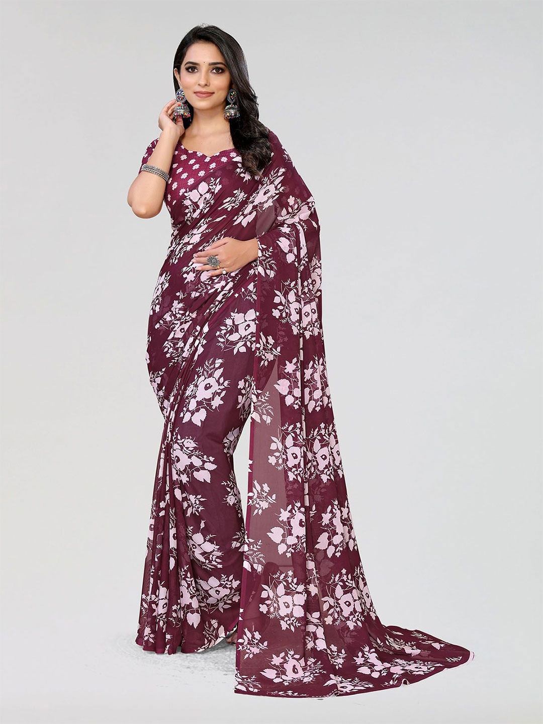 

Moda Rapido Floral Printed Saree, Maroon