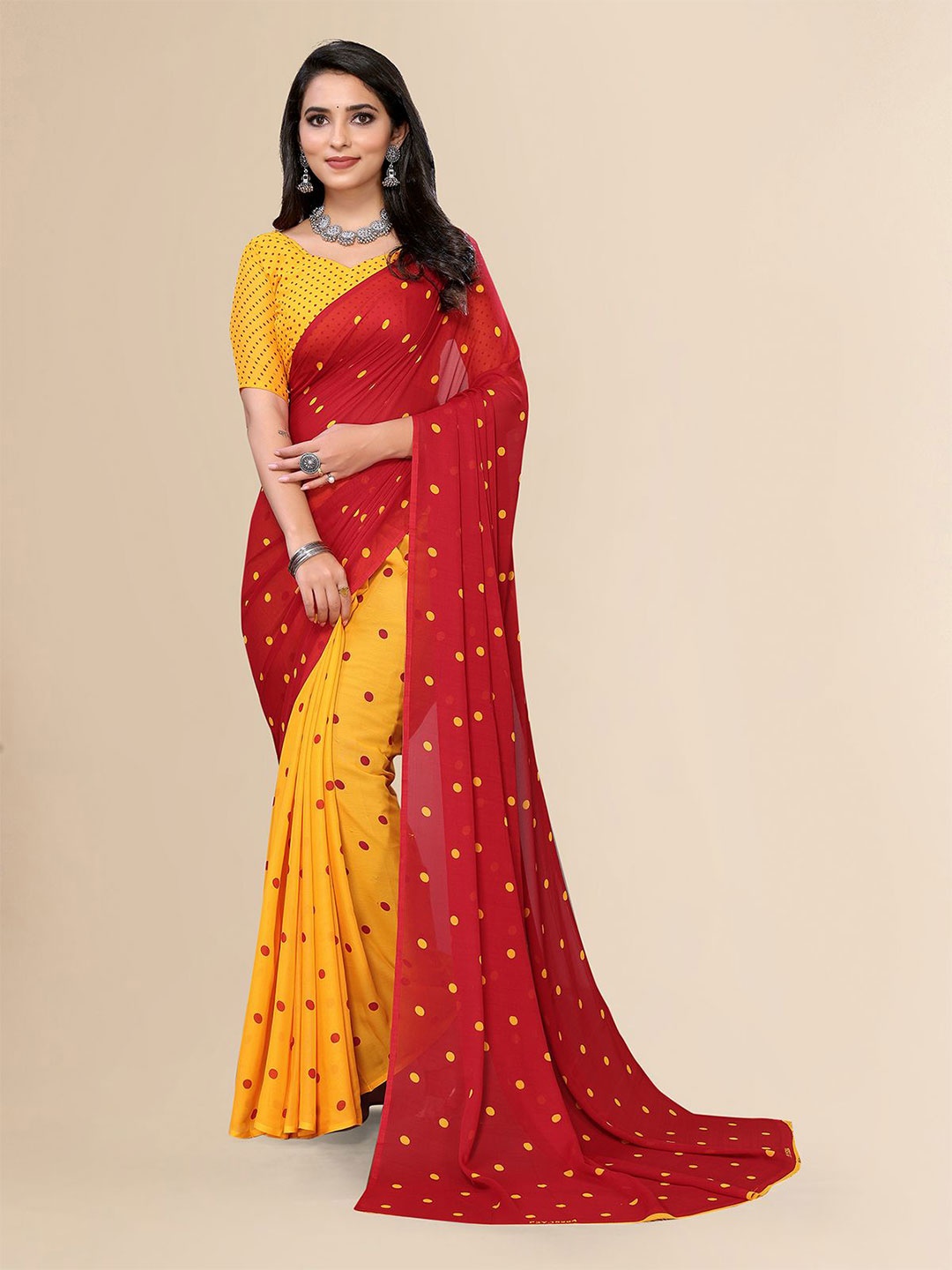 

Moda Rapido Polka Dot Printed Saree, Red