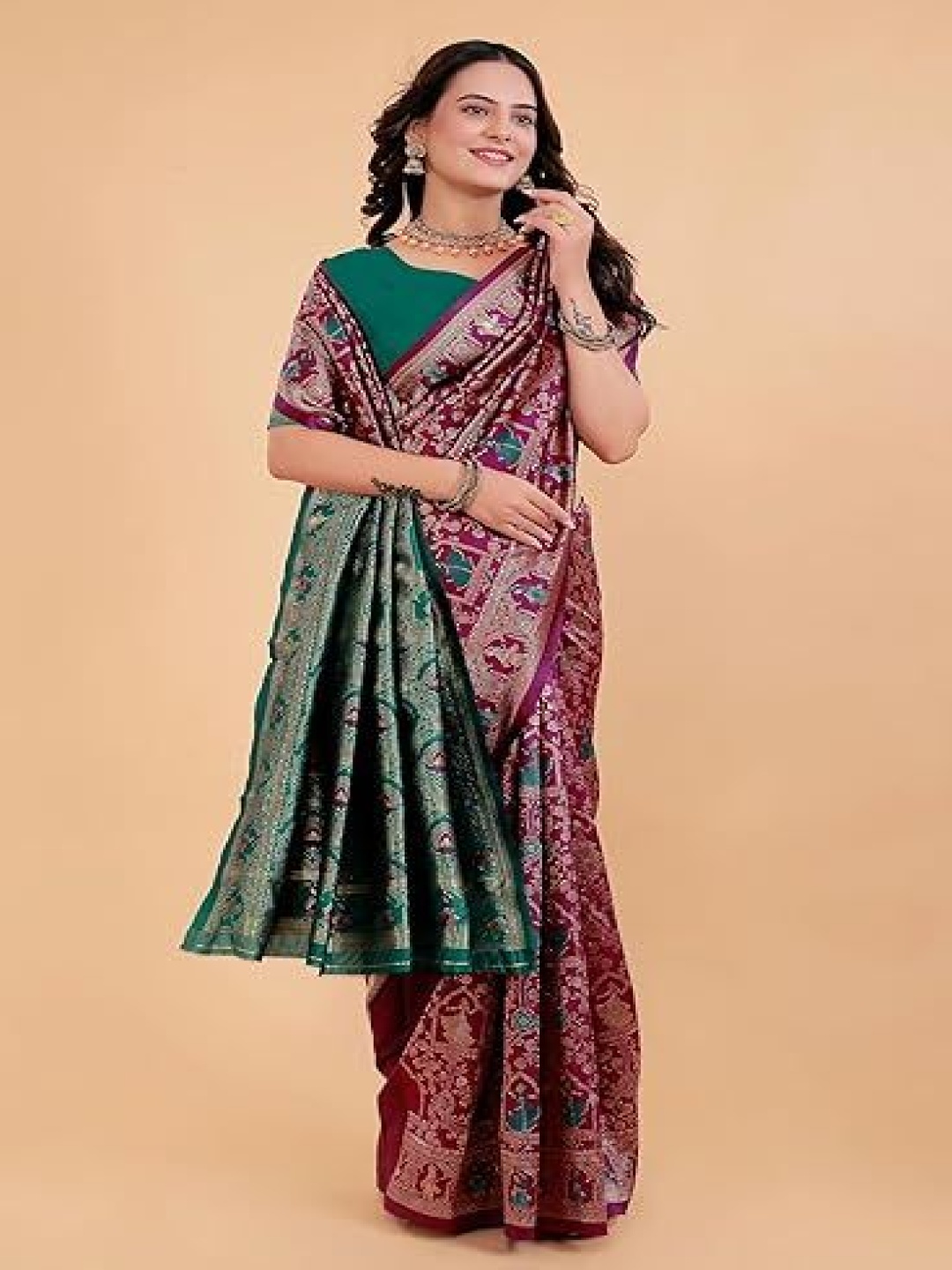 

Suratwala Woven Design Saree With Blouse Piece, Purple