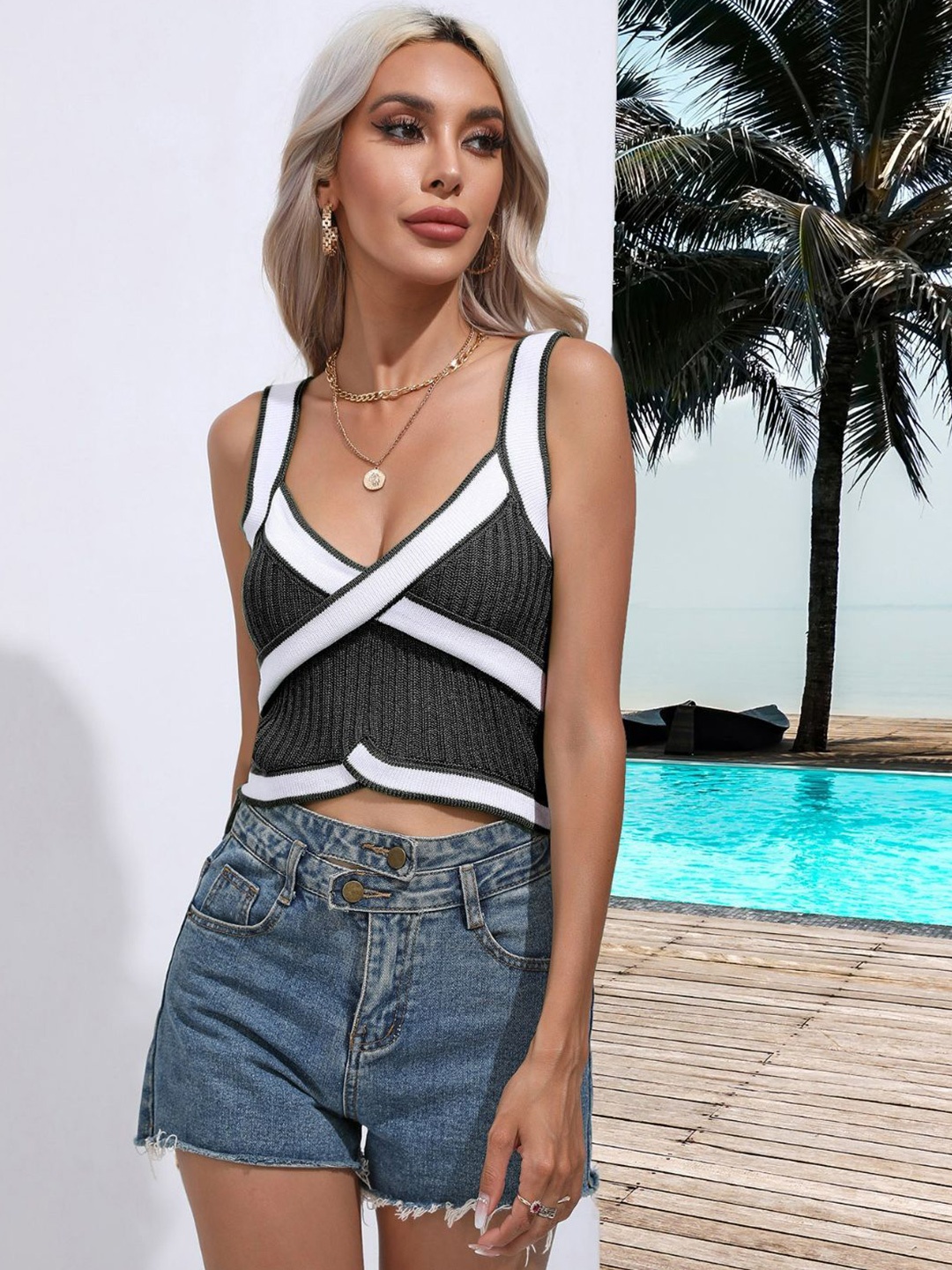 

Oh Rare Striped Crop Top, Black