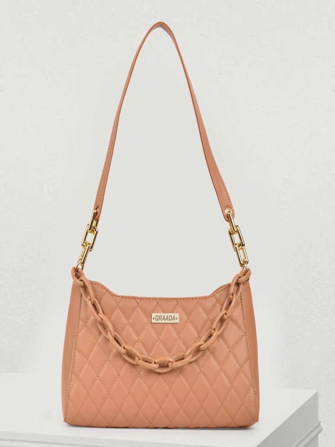 

GRAADA Women Solid Structured Leather Sling Bag, Cream