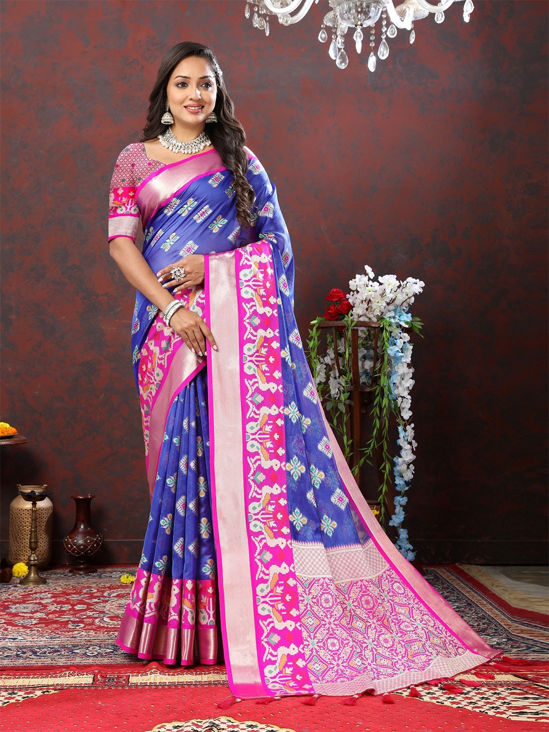 

LeeliPeeri Designer Ethnic Motifs Zari Organza Saree, Navy blue