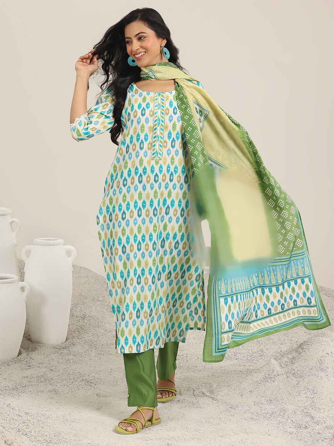 

Libas Green Abstract Printed Sequinned Straight Kurta With Trousers And Dupatta
