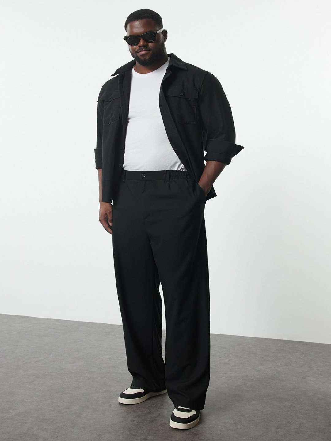 

Trendyol Men Plus Size Regular Fit Trousers, Black