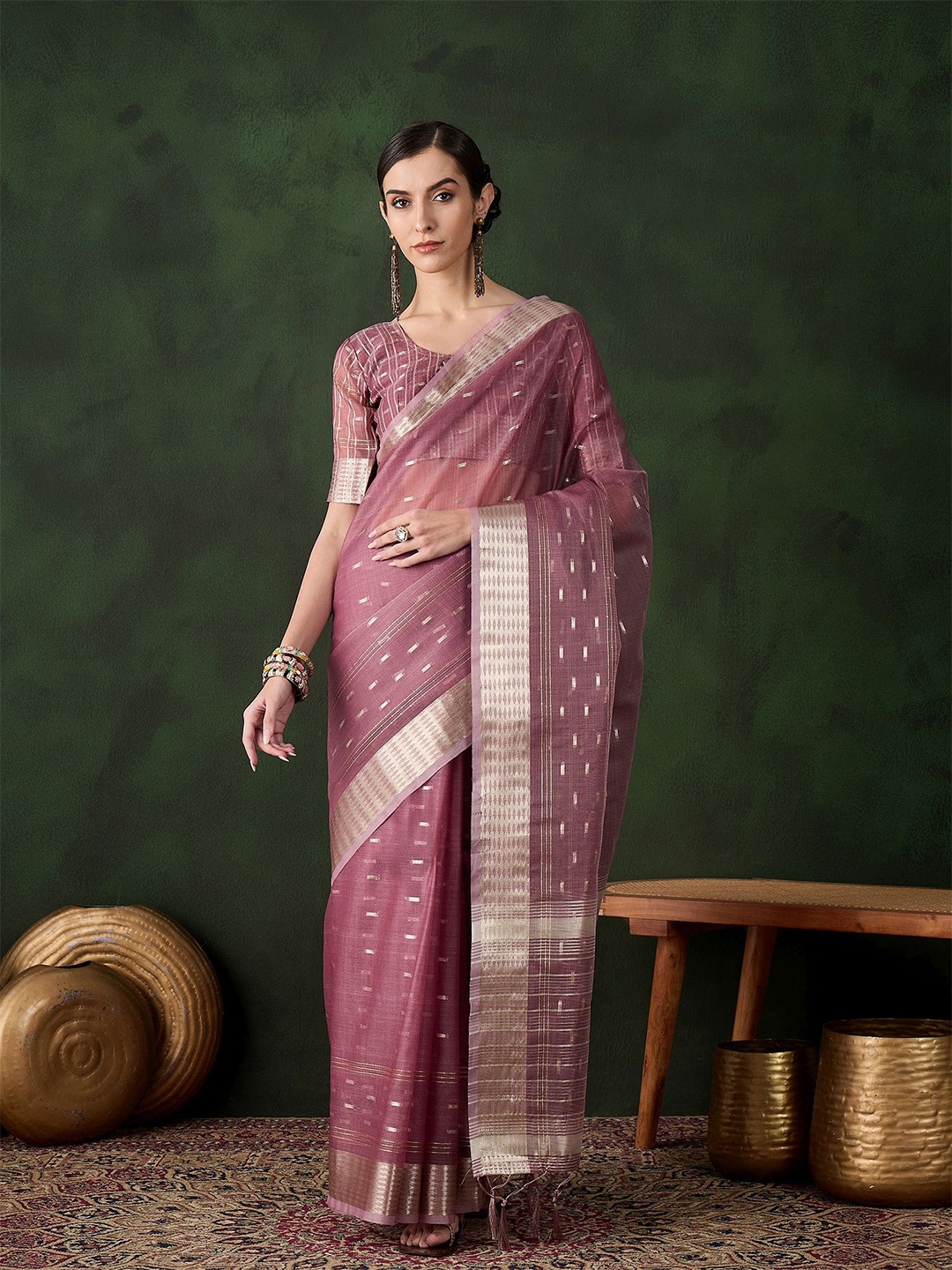 

Mitera Woven Design Zari Organza Kanjeevaram Saree, Magenta