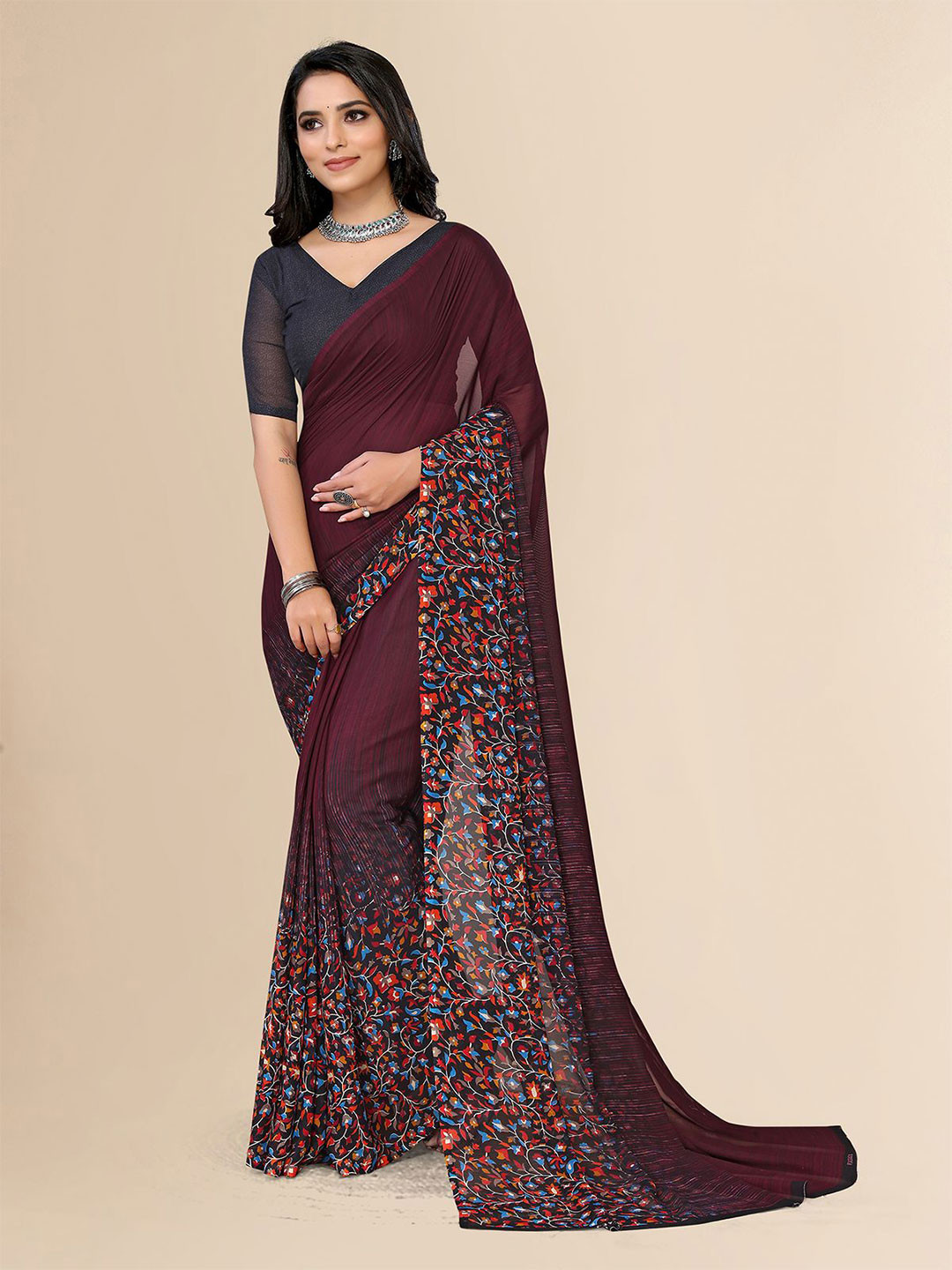 

Moda Rapido Floral Printed Saree, Maroon