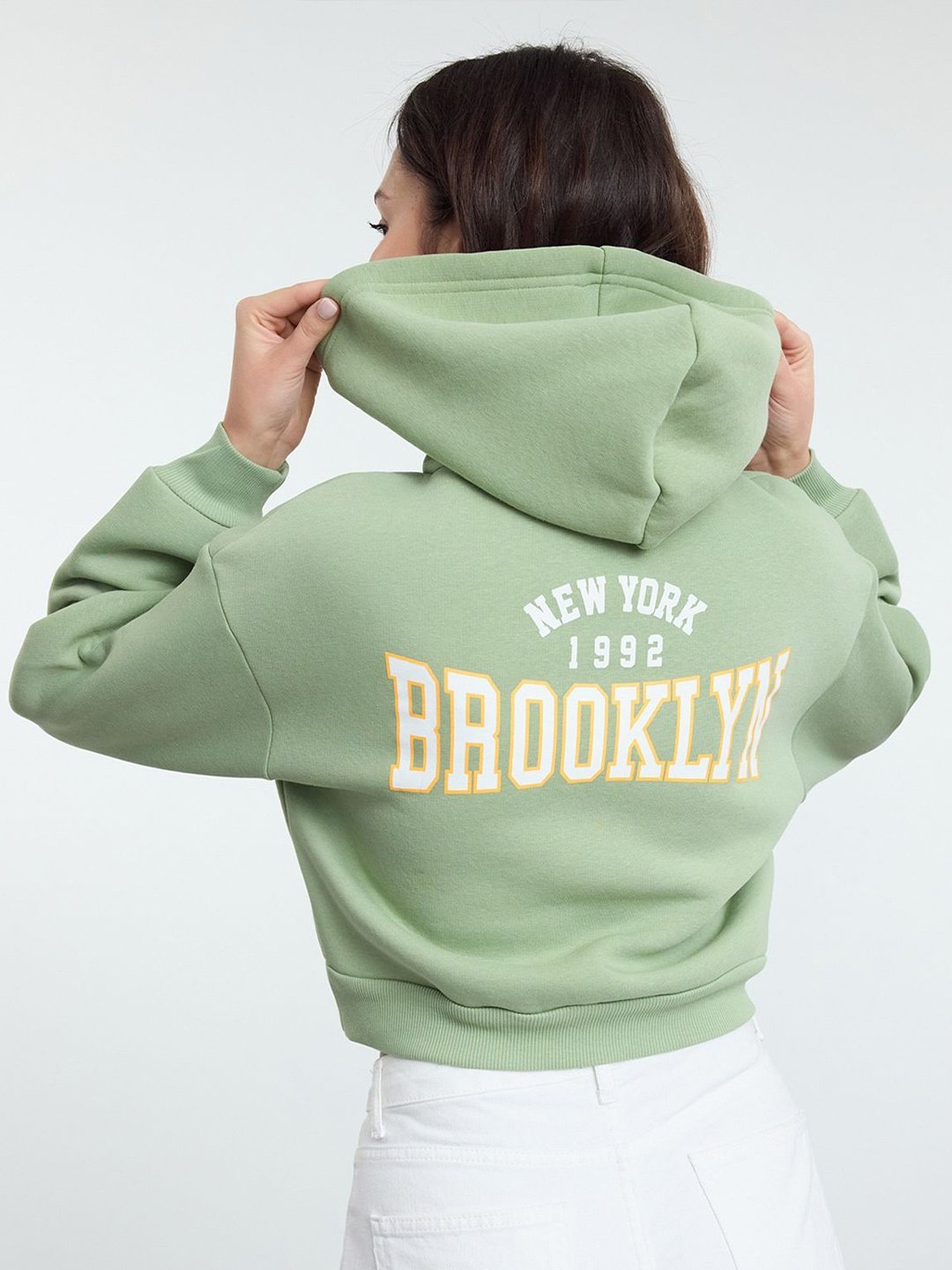 

Trendyol Women Printed Sweatshirt, Na