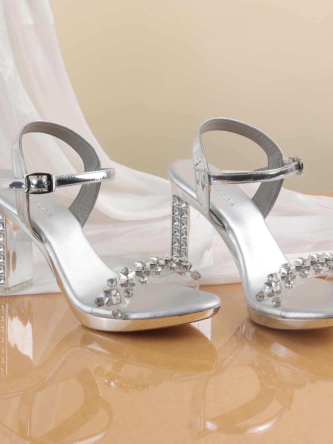 

Mochi Women Fashion Heels, Silver