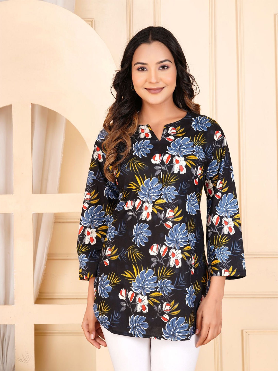 

FebQ Women Floral Printed Cotton Tunic, Black