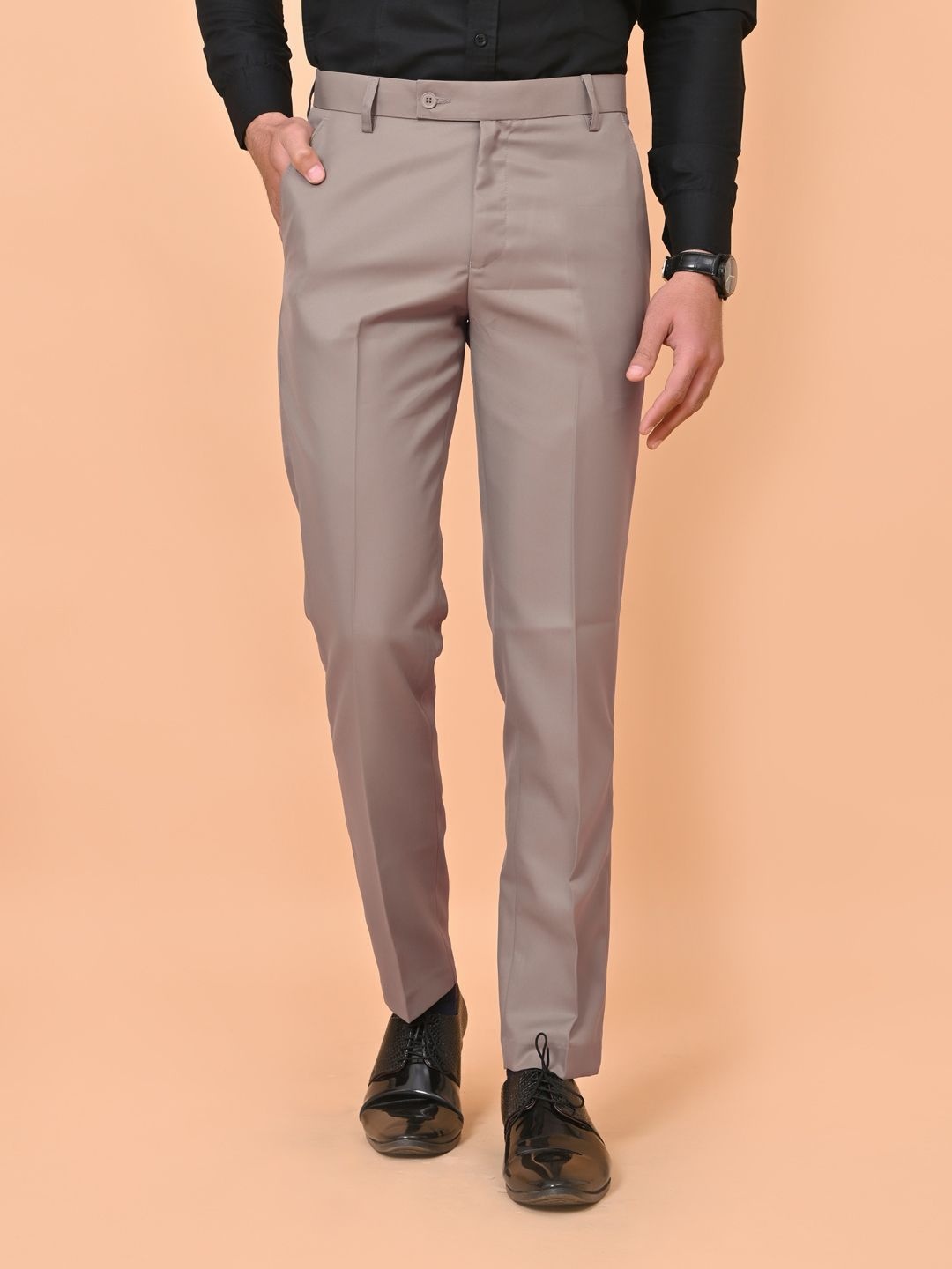 

El cielo Men Relaxed Easy Wash Pleated Trousers, Brown