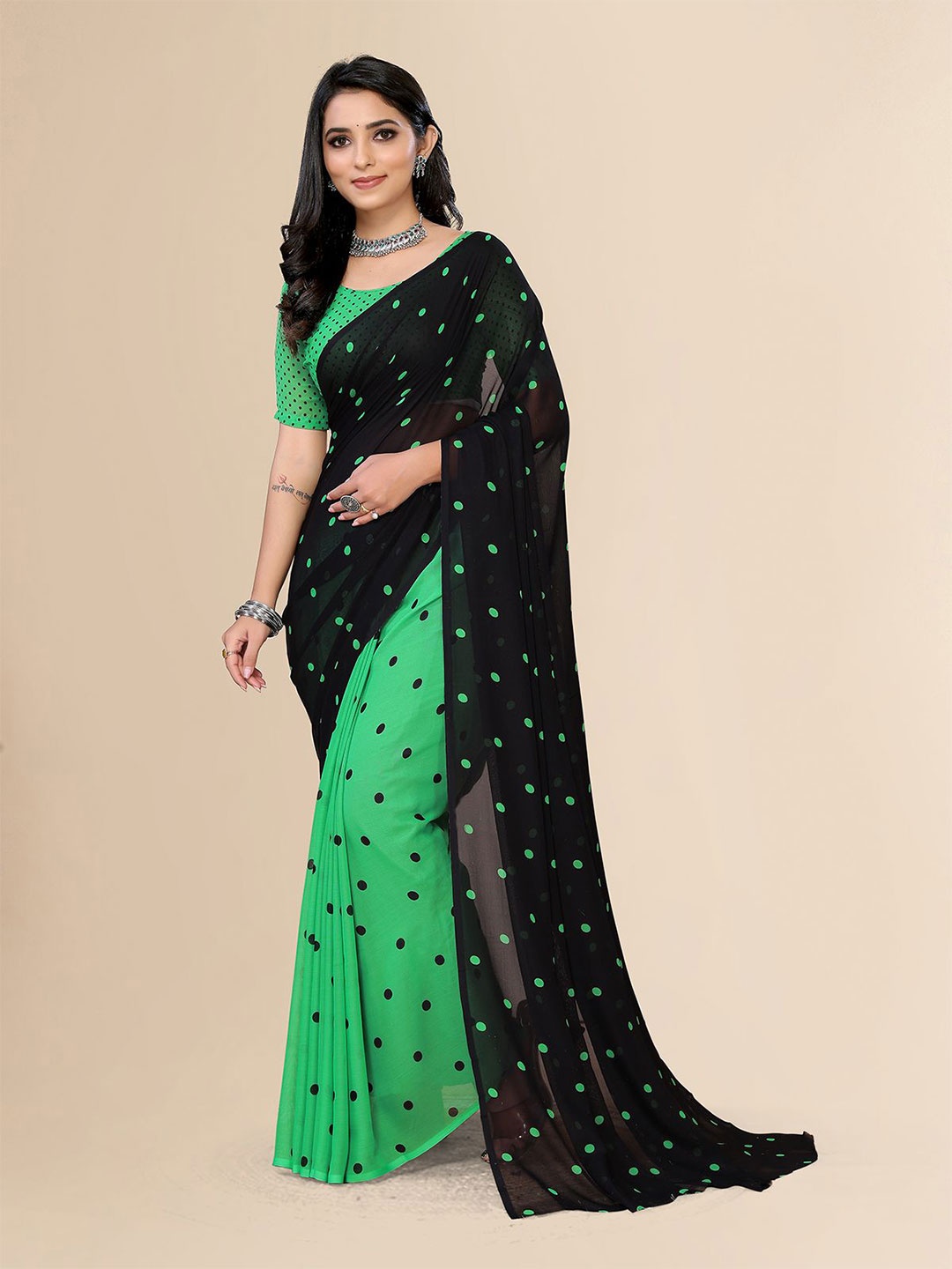 

Moda Rapido Geometric Printed Saree, Green