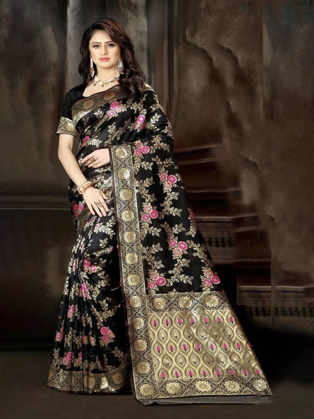 

F FASHION Woven Design Zari Banarasi Saree, Black