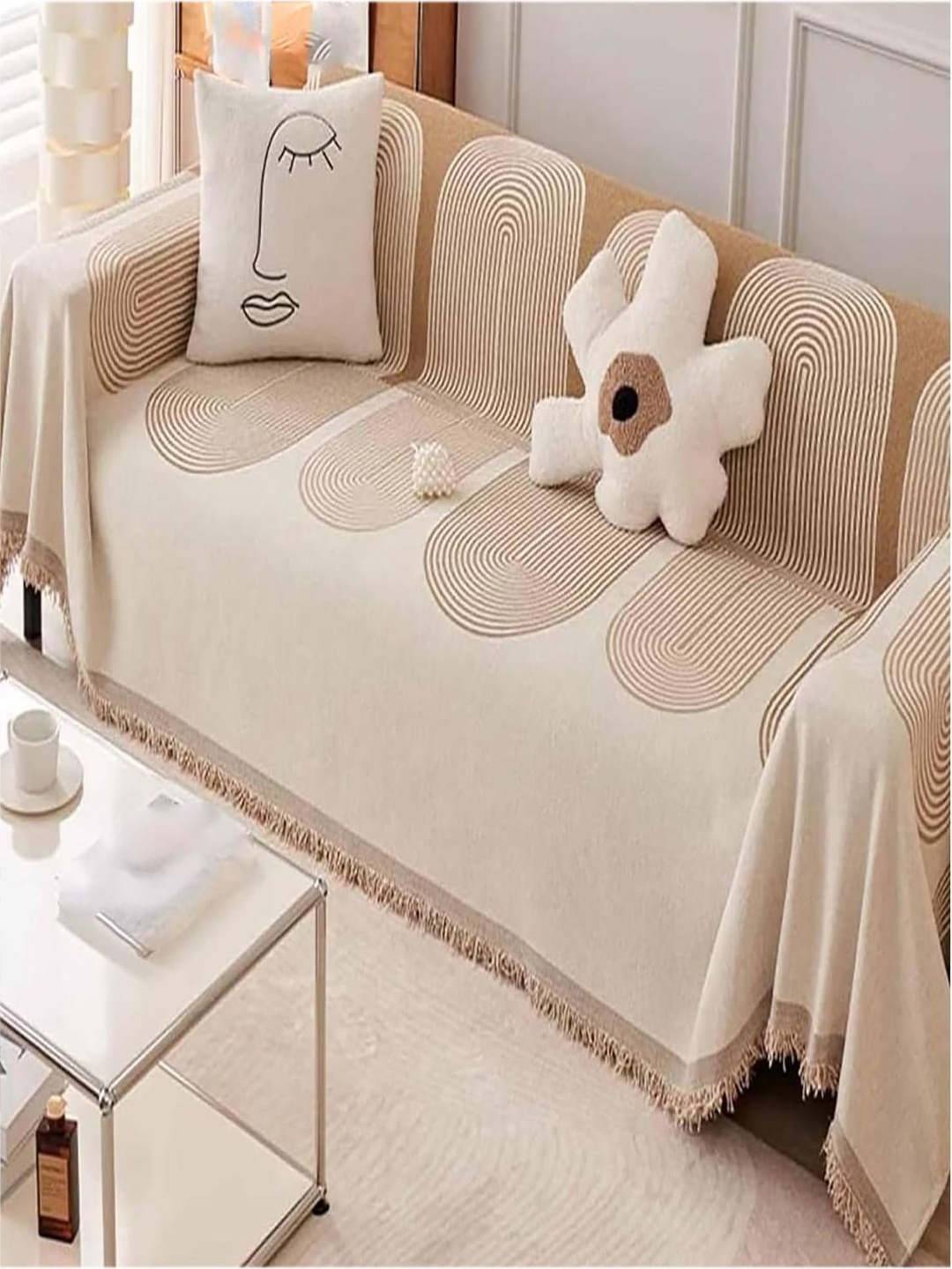 

HOUSE OF QUIRK Beige & White Printed Single Seater Sofa Mat Cover With Arms