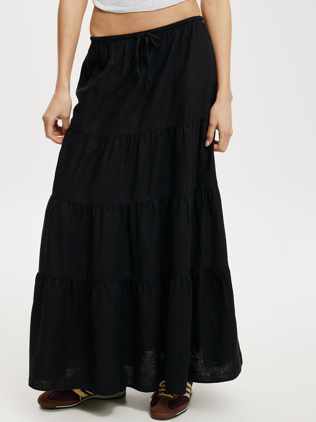 

StyleCast x Revolte Maxi Flared Tiered Skirt, Black