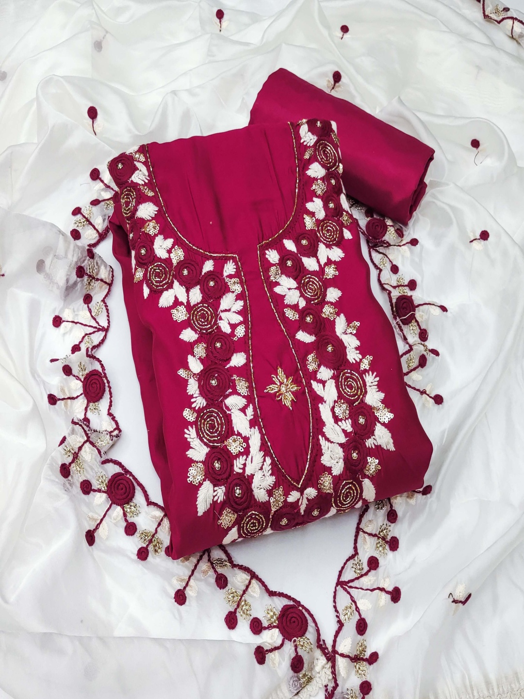 

Maroosh Floral Embroidered Sequinned Unstitched Dress Material, Red