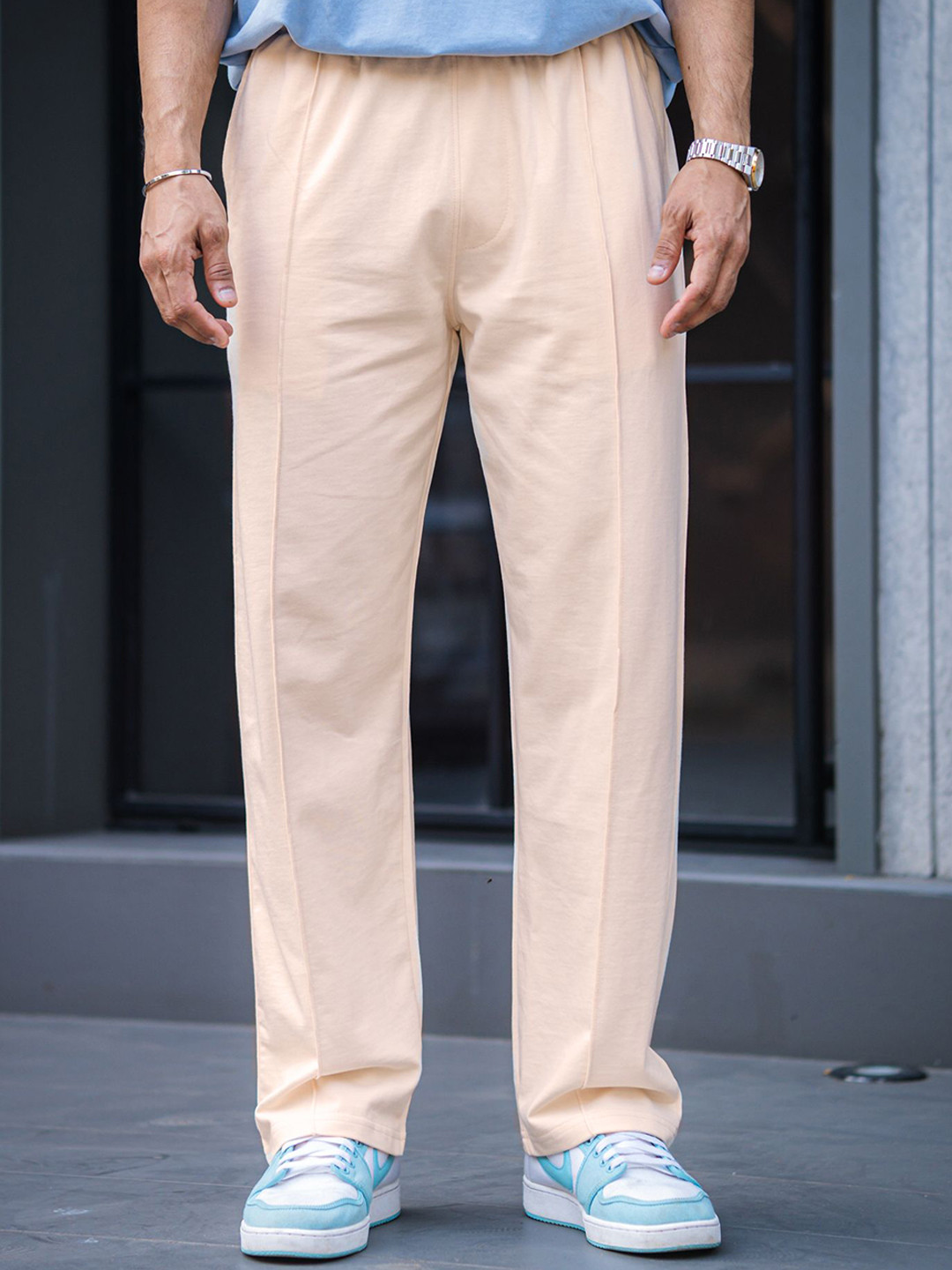 

Maniac Men Mid Rise Cotton Relaxed Fit Track Pant, Cream