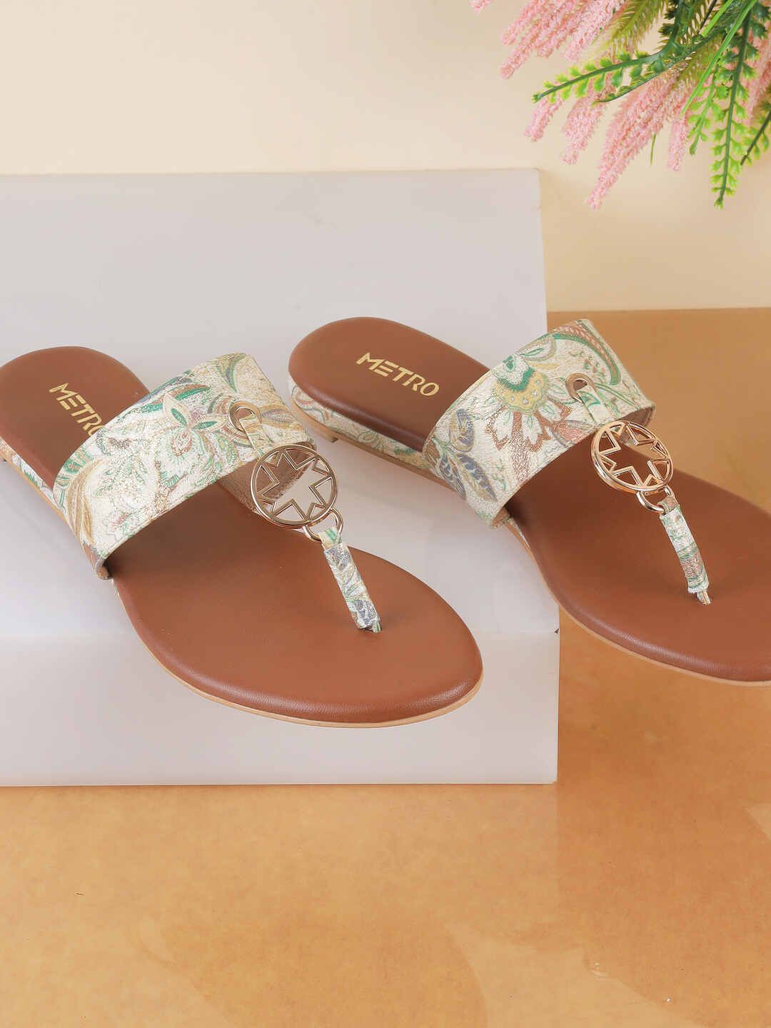 

Metro Women Stiletto Sandals, Gold