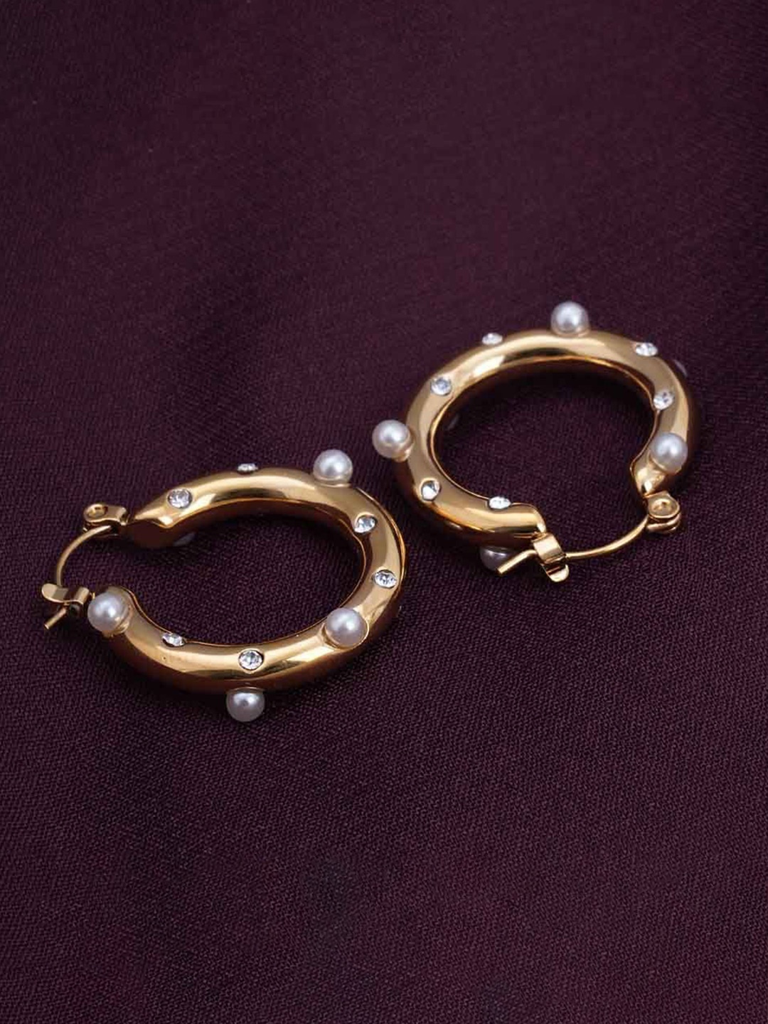 

PALMONAS 18k Gold Plated Pearls Studded Stainless Steel Hoop Earrings