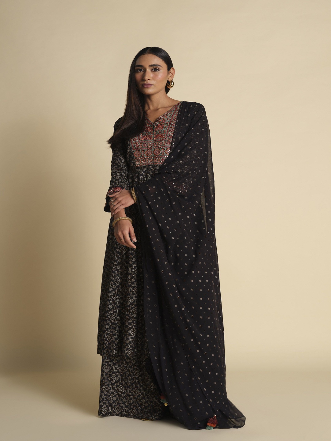 

Global Desi Geometric Embroidered Pleated Sequinned Anarkali Kurta With Palazzos & Dupatta, Black