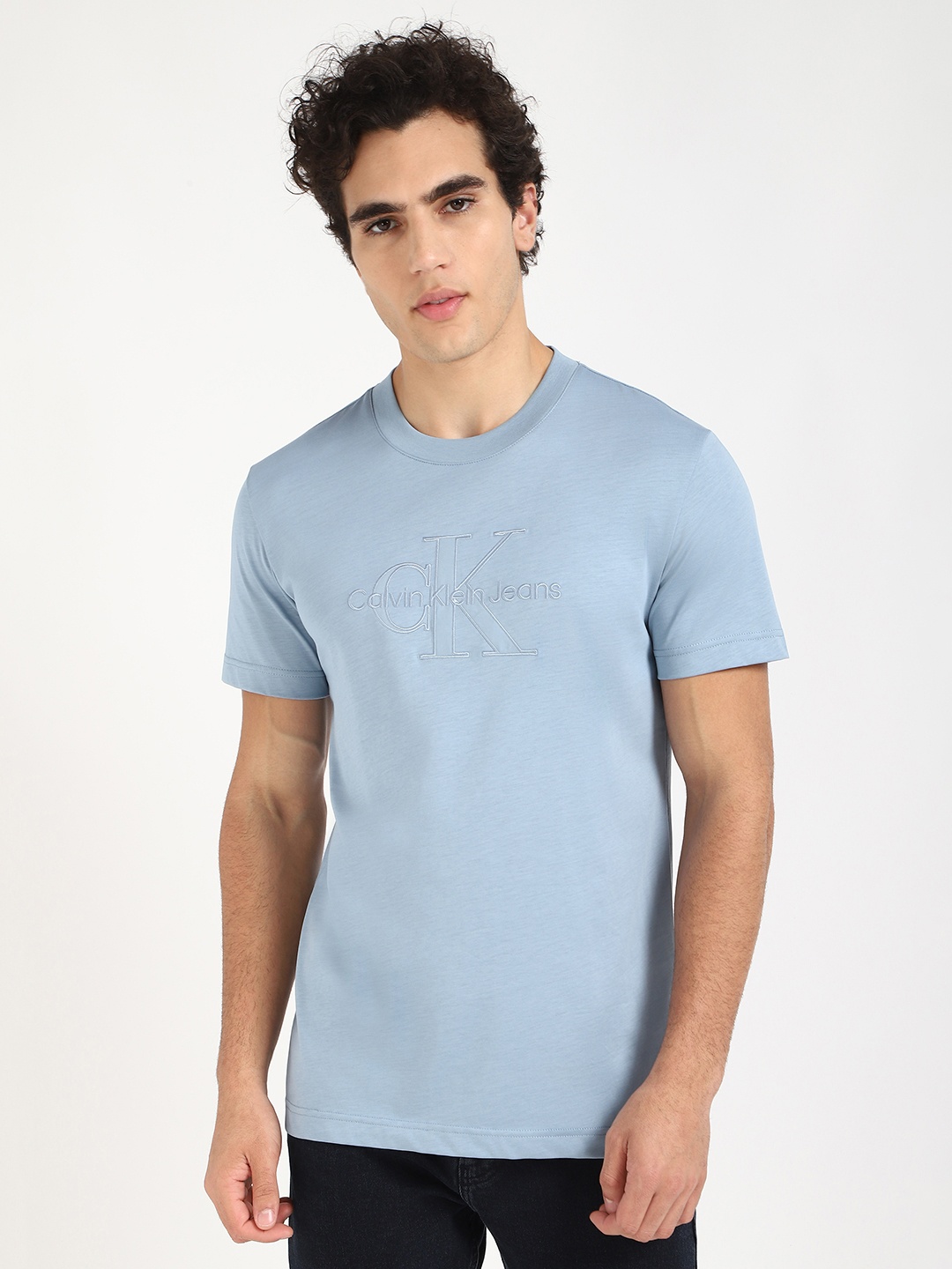 

Calvin Klein Jeans Men Typography Printed Applique T-shirt, Blue