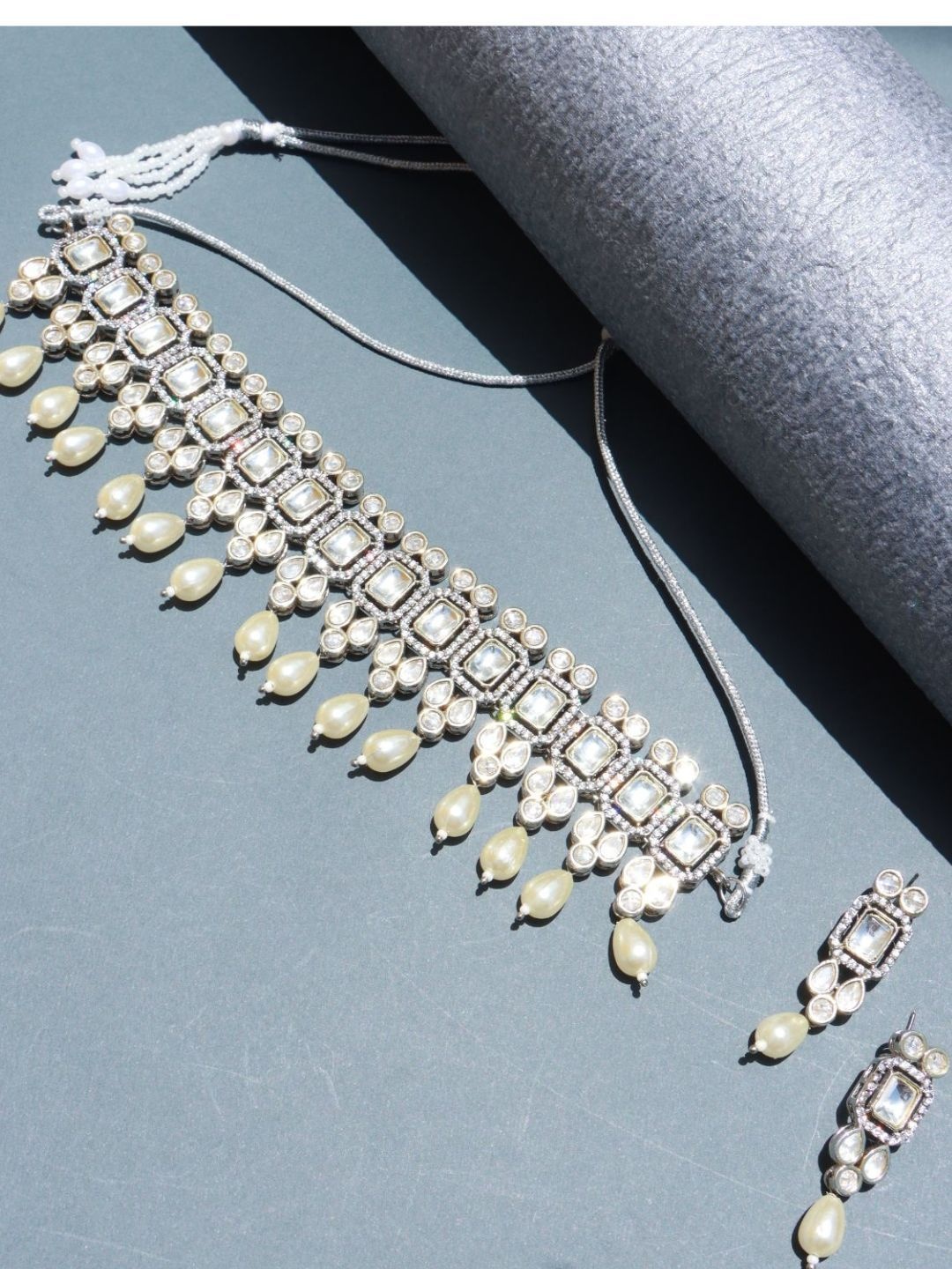 

I Jewels Gold-Plated Kundan-Studded And Pearls Jewellery Set